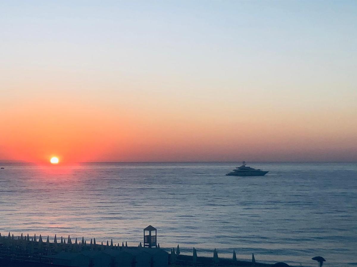 Mansarda Sul Mare Daire Mascali Dış mekan fotoğraf